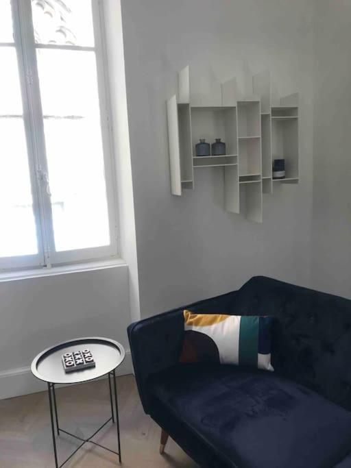 Grand Appartement En Maison De Ville Valréas Eksteriør billede